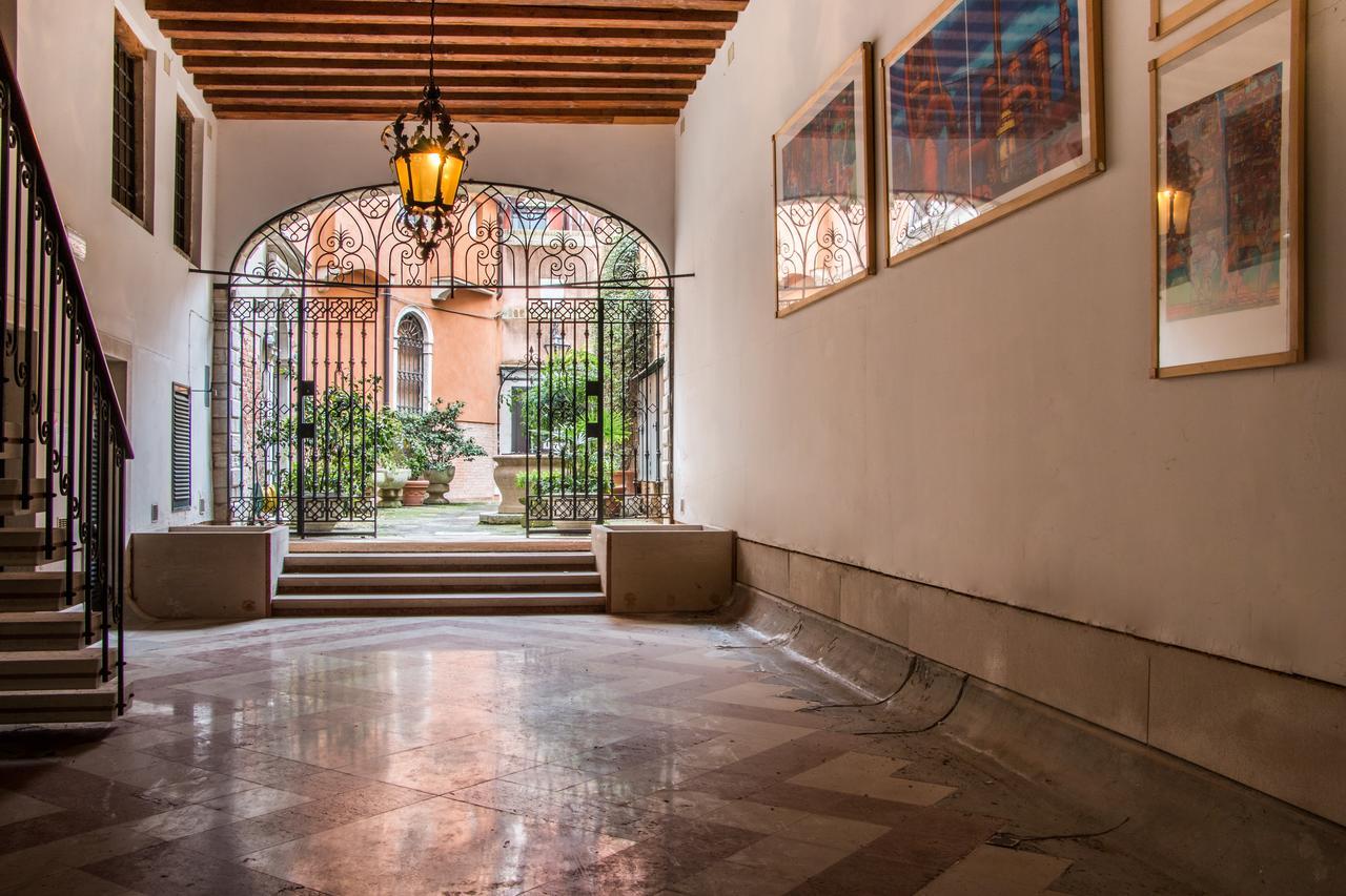 La Fenice Double Canal View Venice Ngoại thất bức ảnh